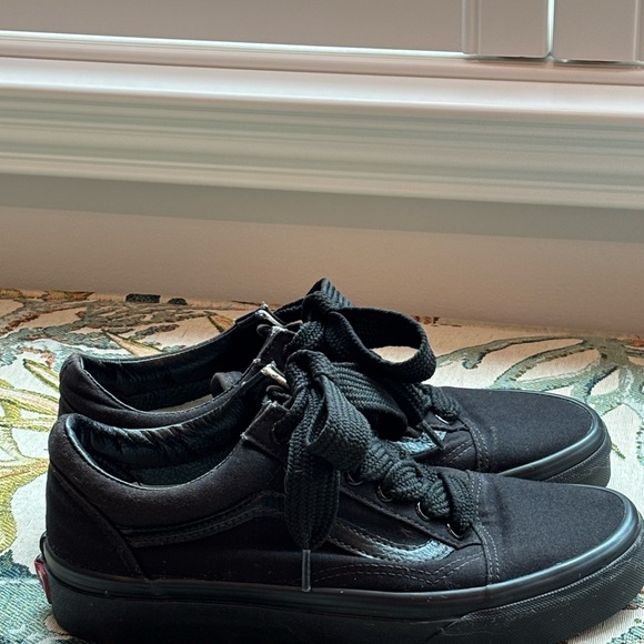 Vans Old Skool Skate Shoe - Black
Monochrome - Picture 3 of 6